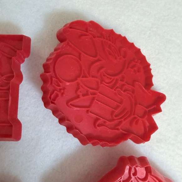 Vintage Disney Cookie Cutters - Picture 7 of 10
